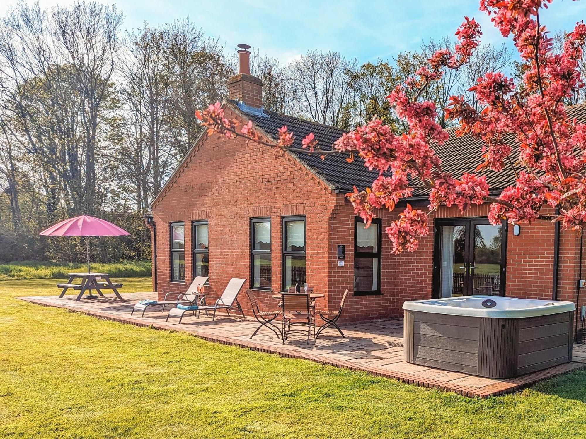 Highgrove Villa Gissing Екстериор снимка